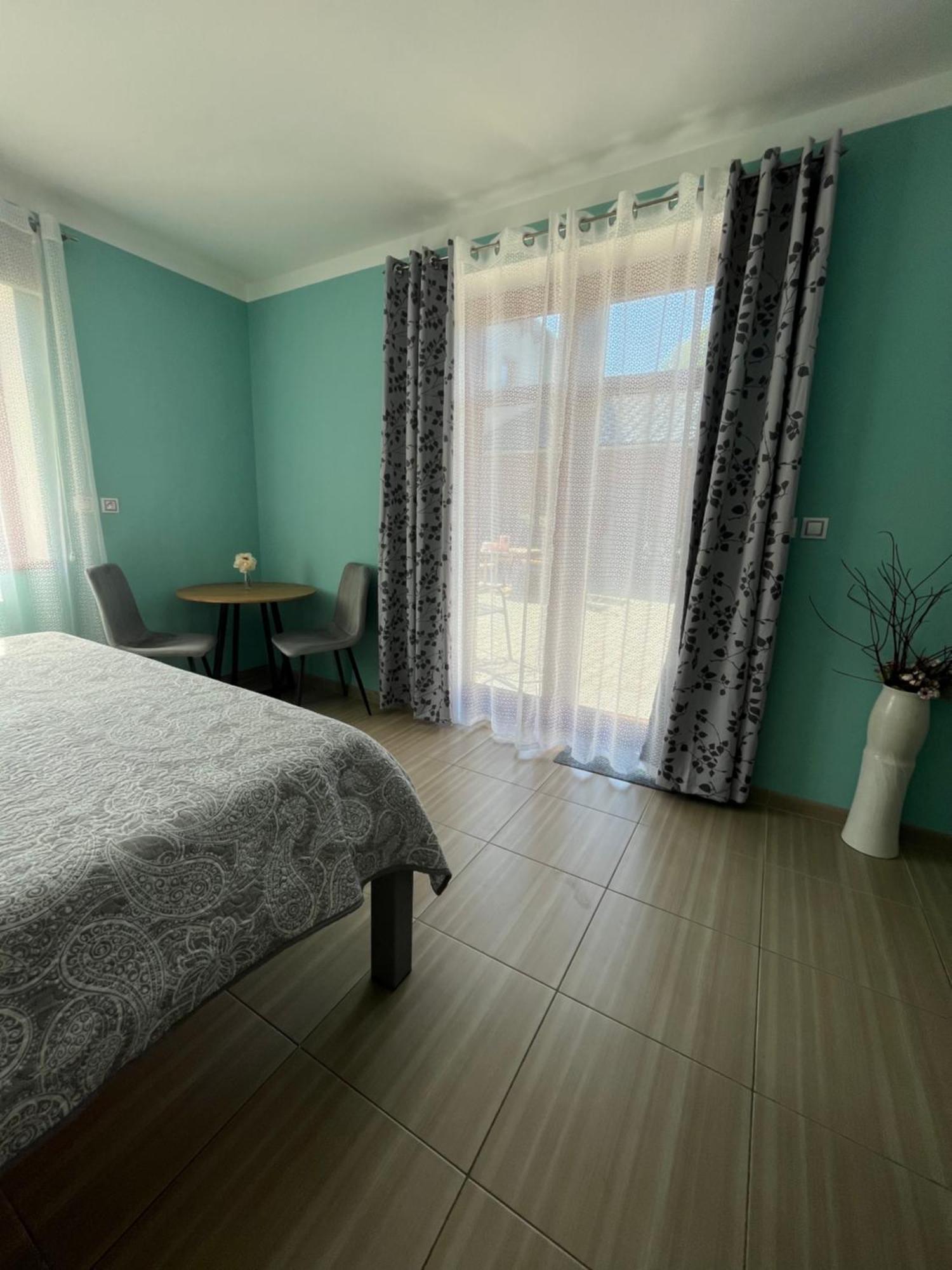 Apartman Pisarovka Lesna  Extérieur photo